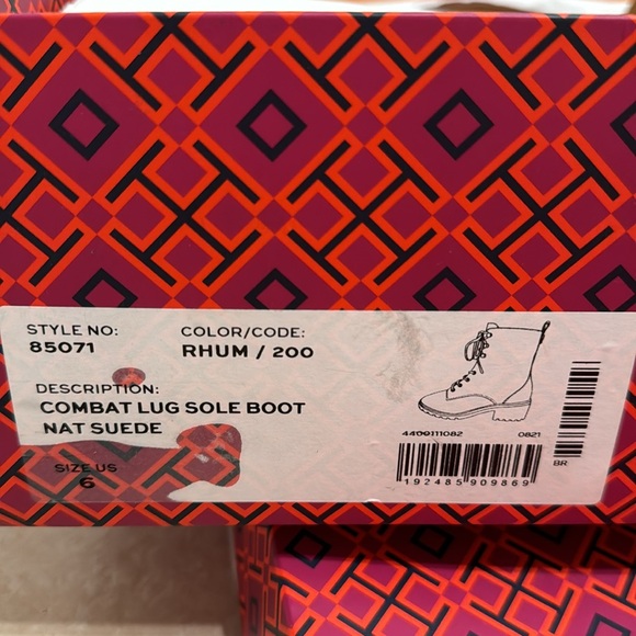 Boots - Picture 8 of 8